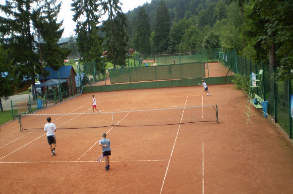 Tennis courts in JONIDŁO